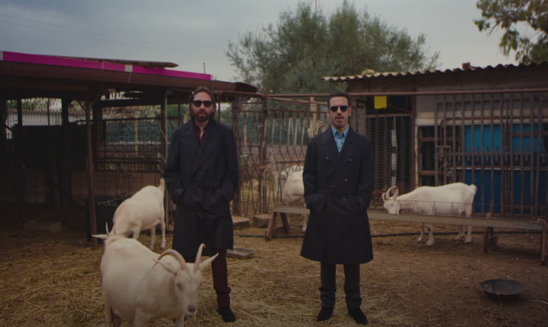 Le duo italien Colapesce Dimartino interprète de Musica Leggerissima